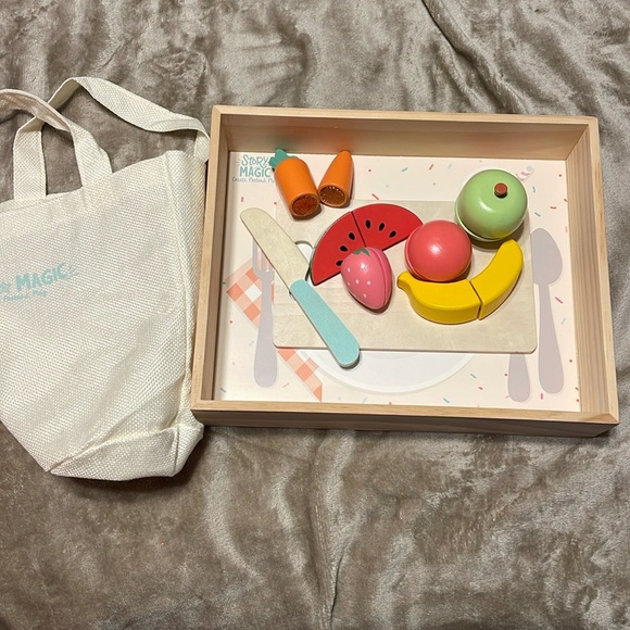 Wooden fruit cutting set - Picture 2 of 4